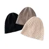 Gorro de Lã Cashmere 100% Grossa Tricô de Ponto Trançado Jacquard de Listras Verticais Gorro Solto Touca Protetora de Orelha Chapéu para Ciclismo ao Ar Livre Chapéu para Frio