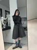 Falda de Invierno 2025 Nueva Estilo Casual Gruesa de Lana con Forma de Capullo de Flor para Mujer, Versátil, Adelgazante, de Longitud Media, Corte A