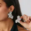 Brincos de Metal Plissado com Renda em Forma de Coração de Design Transfronteiriço Europeu e Americano Moda Ins Geométricos Assimétricos Brincos de Pétala