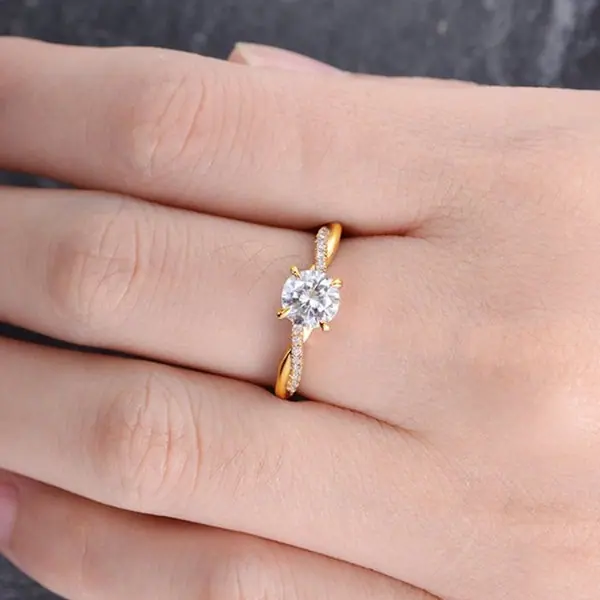 5f6423e2bf825b0539f3aec3-4-ori