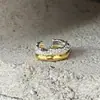 Anillo Metálico Corazón Rugoso Nicho Temperamento de Alta Gama Empalmado Oro y Plata Dos Tonos Joyería de Mano Anillo Abierto de Superficie Estrecha para Mujer