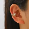 Ear Cuff de Moda Versátil de Lujo Ligero Transfronterizo Europeo y Americano Clip para Oreja sin Perforación para Mujeres Pendientes de Corazón Mariposa Copo de Nieve