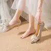 Elegantes zapatos de tacón individuales con lentejuelas y punta fina para la recepción principal de la boda, zapatos de tacón altos franceses 2026 con lazos de pedrería, zapatos de boda cómodos