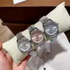 Directo del fabricante, modelo nuevo como se ve en Xiaohongshu, reloj para mujer con incrustaciones completas de diamantes, rojo rosado, pitahaya, azul hielo picado, correa de acero, reloj de alta gama para mujer