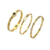 Pulseira Geométricas de Aço Inoxidável com Padrão de Onda Dourada Cravejada de Diamantes Carta de Amor Transfronteiriça, Acessório de Moda de Luxo Leve de Alta Qualidade