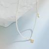Colar de Pérolas com Pingente de Rosto Sorridente Estilo Coreano Moda Minimalista Luxo Leve Design Simples Corrente Fina para Clavícula
