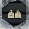 Aretes Doble C Estilo Chanel para Mujer, Aretes de Botón con Forma de Corazón Tachonados con Diamantes Rosas, Accesorios para Orejas Chanel con Forma de Corazón, Aretes de Aguja Plateada