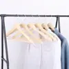 Perchero de imitación madera maciza plástico imitación madera antideslizante para colgar ropa para colgar ropa tendedero doméstico fabricantes venta al por mayor