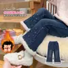 Jeans con Forro de Polar para Niñas Otoño e Invierno 2025 Nuevo Atuendo de Invierno Infantil Elegante Pantalones Acampanados con Brillantes Súper Lindos
