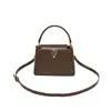 2026 Nuevo Bolso Decorativo Simple en Forma de V Moda Ins Chic Hombro Único Cruzado Cubo de Moda Pequeño para Mujer