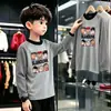 Camiseta de Manga Longa para Meninos Outono/Inverno 2026 Novo Estilo Camada Base Térmica de Fleece Listrada Infantil para Meninos Mais Velhos e do Meio Roupa de Cima Quente