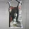 Estilo subcultural casual sexy chica caliente camisola verano corte ajustado hombros descubiertos punk estilo visual top sin mangas