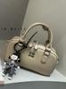 Bolsa de mão francesa de alta qualidade Boston feminina 2025 nova moda all-match elegante bolsa de ombro único crossbody travesseiro na moda