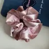 Goma para el pelo estilo coreano de satén de seda con bordes rizados para mujer, adecuada para peinados de moño, coletas bajas y accesorios para el cabello