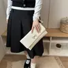 Tendencia de Moda Diseño Negro Tipo Sobre Bolso de Mano Elegante para Mujer Color Sólido Bolso Cuadrado Pequeño de Hombro