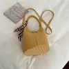 Bolso de Moda Versátil Nuevo para Mujer Cubo Retro de Nicho Simple Bolso de Hombro Bolso Madre-Hijo 2026 Bolso de Mano Cruzado