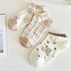 2023 nuevos calcetines cortos de encaje con diseño de oso de dibujos animados de amor, calcetines bajos finos para mujer, calcetines de barco casuales de poliéster algodón, calcetines de primavera y verano para mujer