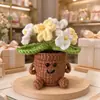 Adorno de Planta en Maceta Rosa Tejido a Mano Lindo con Manos y Pies Flor de Hilo Maceta Muñeca Decoración Creativa de Escritorio