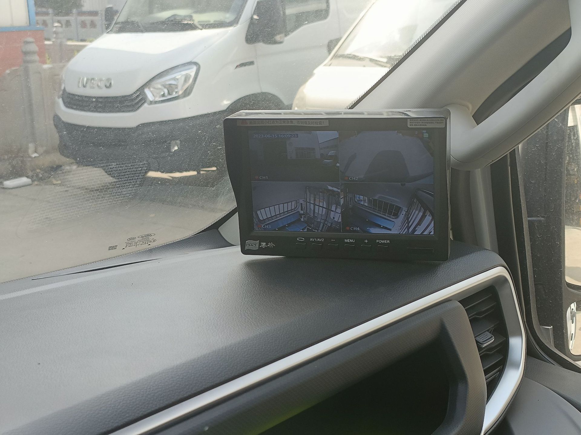 新款362囚车 (9).jpg