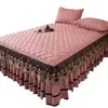 Nueva falda de cama hecha de algodón crudo con algodón de soja, falda de cama bordada gruesa con diseño de corazón, pieza única o juego de tres piezas