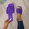 Chinelos Femininos com Design Plissado, Sapatos Casuais de Verão Rasteiros com Bico Quadrado Aberto, Slip-Ons Confortáveis e que Afinam o Pé no Estilo Coreano