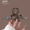 Nuevo Clip de Tiburón de Lujo Ligero Resistente con Flor de Cristal Rosa Incrustada con Diamantes para el Cabello de la Parte Trasera de la Cabeza para Mujer