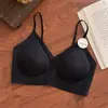 Sujetador de verano ultrafino sin costuras para mujeres con poco busto, con un soporte suave tipo gelatina, cobertura lateral del pecho, diseño anti-caída y un hermoso estilo en la espalda