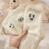 Meias brancas femininas outono e inverno quente vison veludo dormir casa meias bordado engraçado expressão inverno senhoras tubo