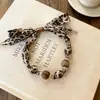 Lenço de Seda com Estampa de Leopardo Maillard, Gargantilha com Laço e Contas, Acessórios Decorativos Versáteis para Pescoço Feminino, Moda Retro Tendência