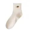Calcetines de media pantorrilla con bordado de dibujos animados estilo primavera y otoño para mujer, hipoalergénicos, transpirables, cómodos, lindos, casuales, versátiles