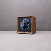 Caja Giratoria Vertical para Relojes Mecánicos de Uso Doméstico con Veta de Madera de Nogal Negro, Caja Giratoria Automática para Relojes, Agitador Eléctrico de Relojes, Pieza Decorativa