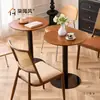 Cafetería Estilo Medieval Mesa Cuadrada Tienda de Té con Leche Coreana Mesa de Tablero Marino de Abedul Tienda de Postres Tienda de Agua de Azúcar Combinación de Mesa y Silla