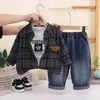 Conjunto de Camisa Xadrez Outono Estilo Coreano para Meninos 2026 Novo Retro Infantil Elegante Roupa Externa para Bebê Conjunto de Três Peças Tendência