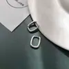Pendientes de Aro Lisos con Pasador de Plata 925 para Mujer 2025 Nuevo Popular Diseño de Nicho Pendientes de Gama Alta Pendientes de Lujo Accesible