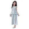Conjunto de Verão para Meninas Estiloso Fashion Leve Respirável Colete com Laço de Pétalas Conjunto de Duas Peças Roupas de Verão Estilo Chinês Conjunto Infantil