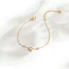 Colar Exquisito de Aço Titânio com Estrela de Cinco Pontas de Madrepérola Estilo Europeu e Americano para Mulheres, Corrente de Pescoço de Luxo Leve Nicho de Alta Qualidade Corrente Estrela para Clavícula