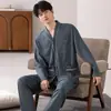 Pijama masculino novo de algodão puro, manga longa, perna longa, estilo cardigã, adequado para primavera e outono, confortável e macio, roupa de ficar em casa 100% algodão que também pode ser usada como roupa externa