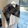 Cachecol Xale Triângulo Xadrez Britânico Feminino Outono Inverno Cachecol Quente de Alta Qualidade Versátil Cardigan de Tricô Externo Aquecedor de Pescoço