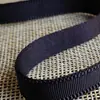 Al por mayor En stock Set de ballenas de acero curvas 1 cm Negro y Blanco Poliéster Delgado No elástico Vestido de novia Moldeadora Set de anillos de acero