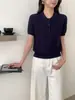 2026 Verano Nuevo Producto Patrón Oscuro Corbata de Moño Tejido Fino Tencel Lana Cuello Polo Manga Corta Tejido de Punto para Mujer Primavera Ligero