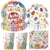 Decoraciones de fiesta temáticas de Pascua de Amazon, que incluyen vajilla desechable, manteles, platos de papel y vasos de papel