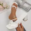 Sandalias tipo tanga lisas de nuevo estilo para primavera y verano con tiras finas, lazo, puntera cuadrada, tacón grueso, suela suave antideslizante, adecuadas para ir al trabajo y uso casual, sandalias de comercio exterior