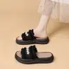 Sandalias de verano para mujer para exteriores con una sensación de "caminar sobre excremento", nuevo modelo súper popular 2026, perfectas para combinar con faldas, suela suave antideslizante, extremadamente estilosas