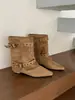 Botas de moda de cuero, versátiles y elegantes, con tacones gruesos, diseño nuevo, hebilla de estilo francés para mujer, punta cuadrada, colección de otoño 2026, adecuadas para combinar con pantalones, estilo jinete