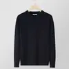 Suéter de cuello redondo para hombre para otoño e invierno, color liso, corte ajustado, cálido, top de punto de manga larga, camiseta básica de alta gama estilo americano