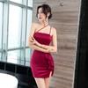 Nuevos Tirantes Inclinados Sexy Club Nocturno Ajustado a las Caderas Espalda Descubierta Manga Corta Tentación Cuello Halter Recorte Vestido Puro Deseo
