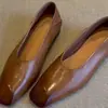 Versão em Pele de Ovelha~Sapatos Quadrados de Couro Genuíno Estilo Francês, Slip-On, Sapatos de Vovó, Sapatos Femininos Macios e de Solado Flexível, Modernos e Casuais para o Dia a Dia