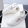 Zapatos de Mujer Transfronterizos de Moda 2026 Nuevos Versátiles Suela Blanda Estudiante Correr Zapatos Forrest Gump Zapatos Casuales Piel Suave Zapatos Blancos