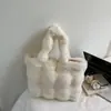 Moda Otoño 2026 Bolso Tote de Felpa Color Sólido Bolso de Moda Tendencia para Mujer Bolso Personalizado Estilo Coreano Simple