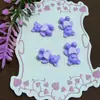 Nuevos Osos con Lazo de Resina Accesorios DIY, Sombreros, Bufandas, Guantes de Oso que Brillan en la Oscuridad, Decoraciones Lindas al por Mayor